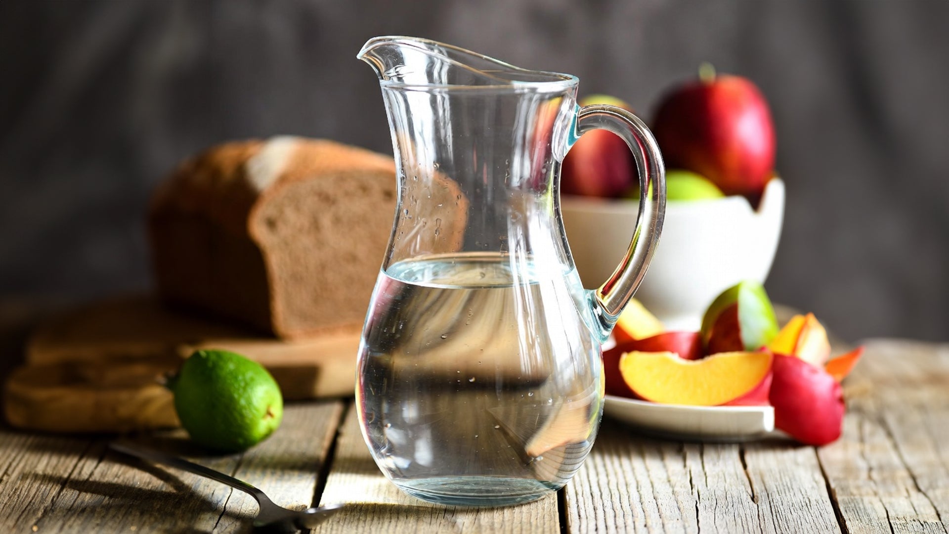 Why Water Intake Matters: Diet Plans That Prioritize Hydration